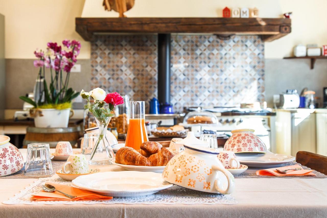 Il Pettirosso Bed & Breakfast SantʼArcangelo di Romagna Eksteriør bilde